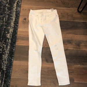 Levi White skinny jeans